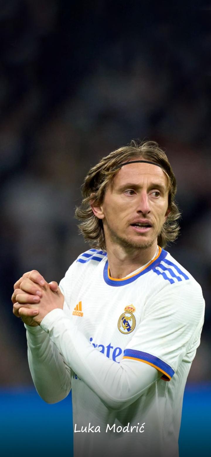 葡萄牙世预赛出线后，C罗晒出没有自己的全队庆祝大合照