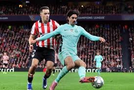 AC米兰官方晒球队03年欧冠决赛阵容，你知道前腰