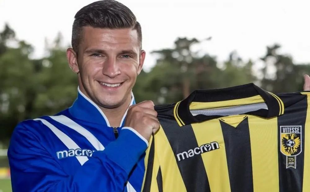 重球员的融 重球员的融